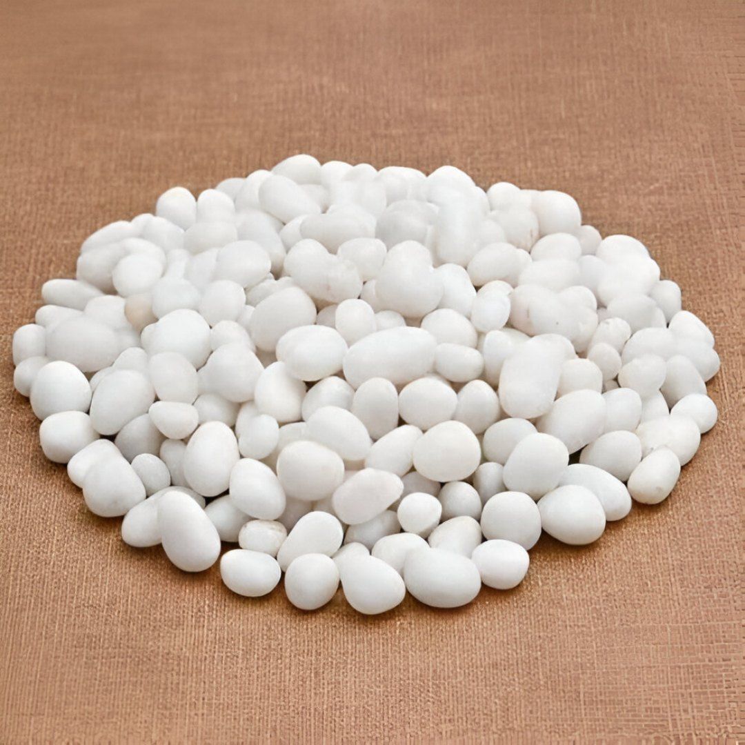 Small White Polished Pebbles 10–20 mm 950g – Ideal for Pots, Vases & Garden Decoration